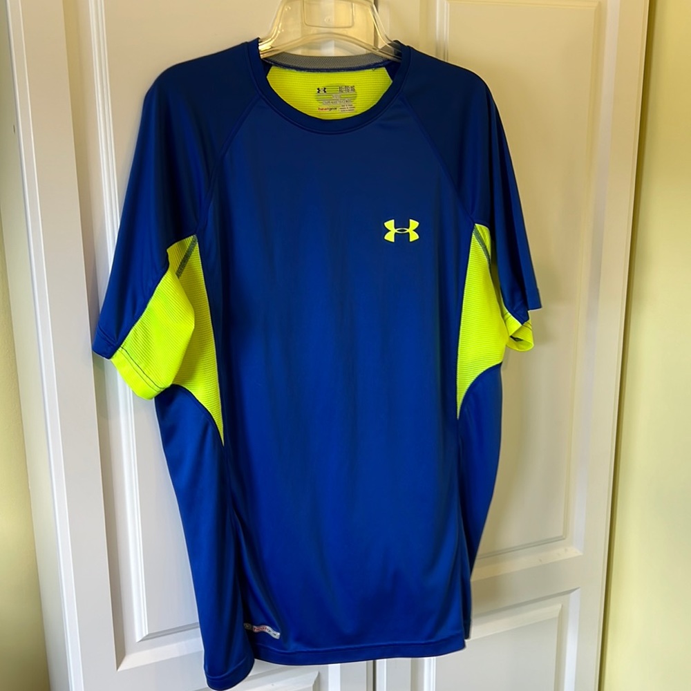 Men’s XL Heatgear Under Armour Fitted Shirt